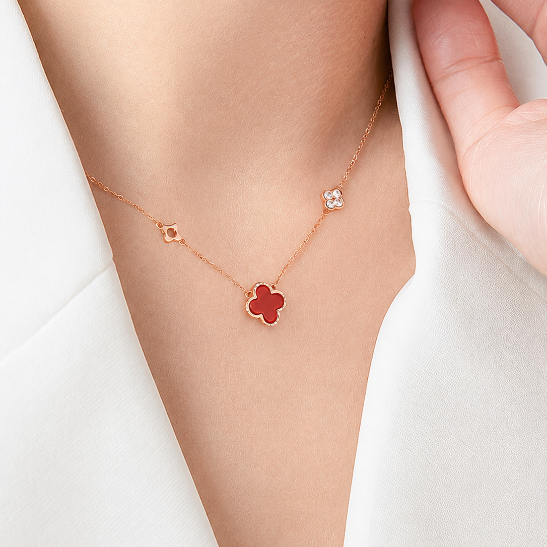 Red Agate Four-Leaf Clover Lucky Necklace in S999 Fine Silver