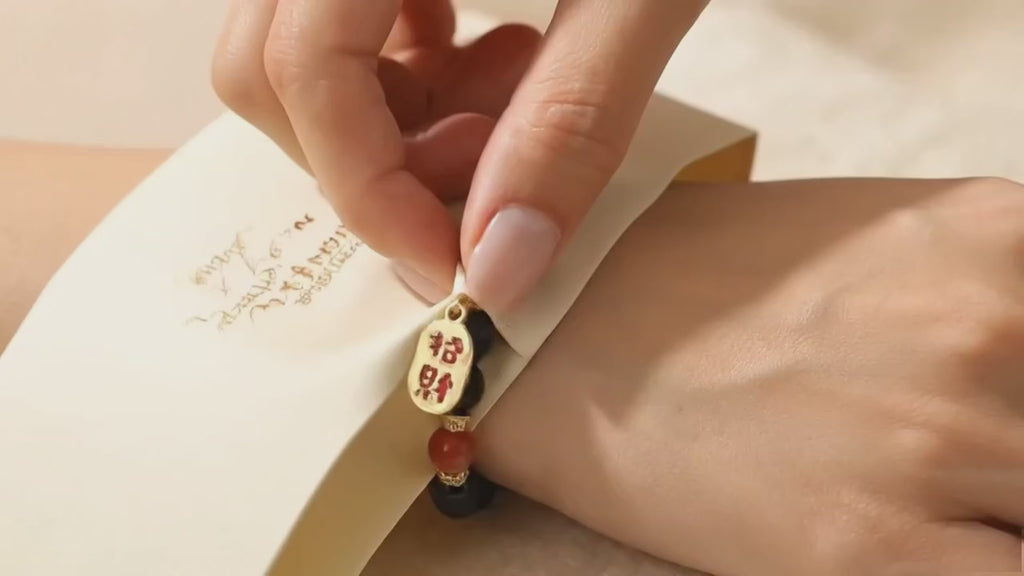 Wealth Attraction and Fortune Hexiang Bead Bracelet